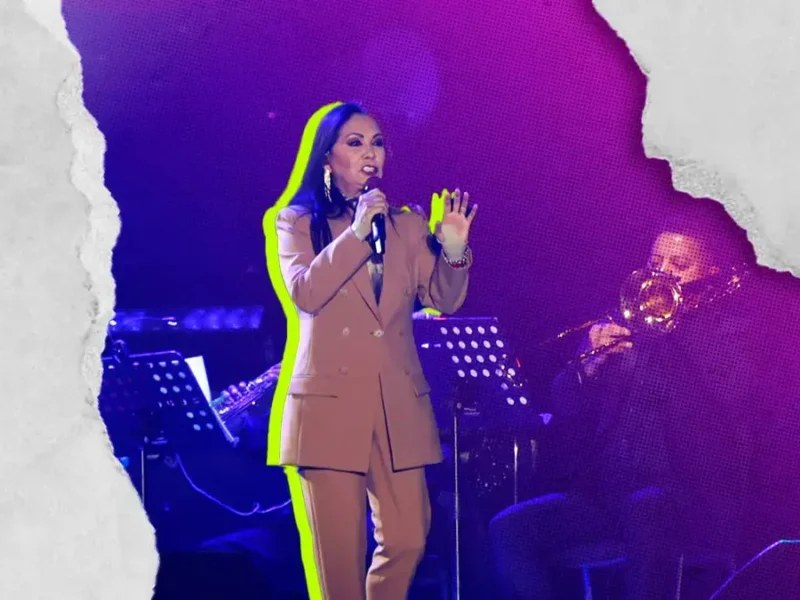 Ana Gabriel se presentó con retraso de una hora en el "Hermanos Serdán" de Puebla