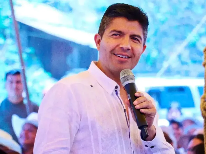 Reconoce Lalo Rivera lucha por la democracia en Tlacotepec de Porfirio Díaz