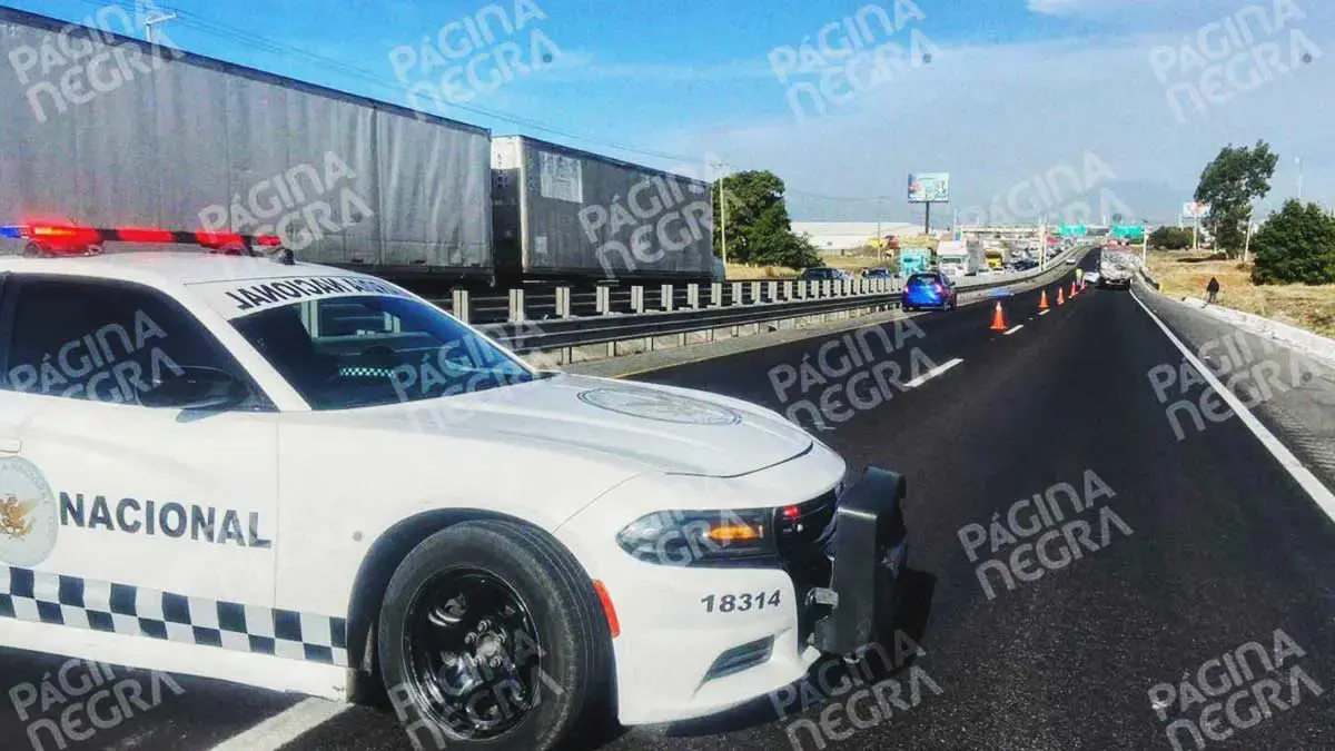 Hombre murió atropellado en la autopista Puebla-Orizaba, responsables abandonaron el auto