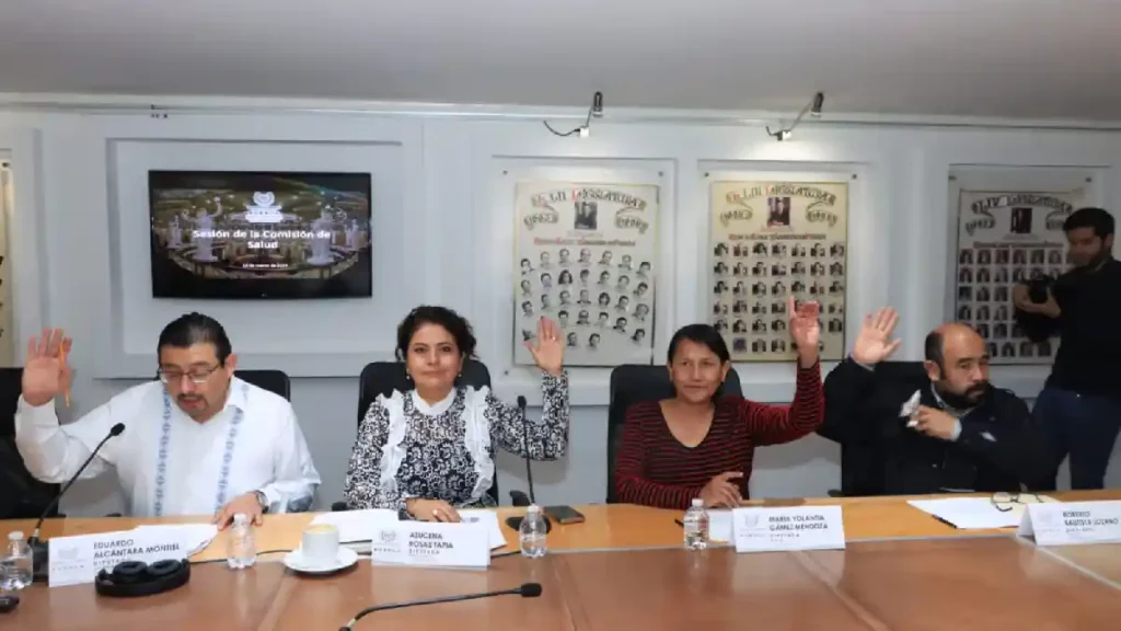 Aprueban en Comisión del Congreso exhorto para gestionar campaña masiva de vacunación contra COVID-19