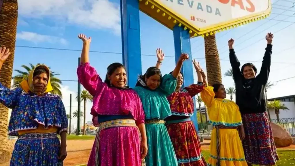 Mujeres rarámuris obtienen el tercer lugar en la Carrera "The Speed Project"