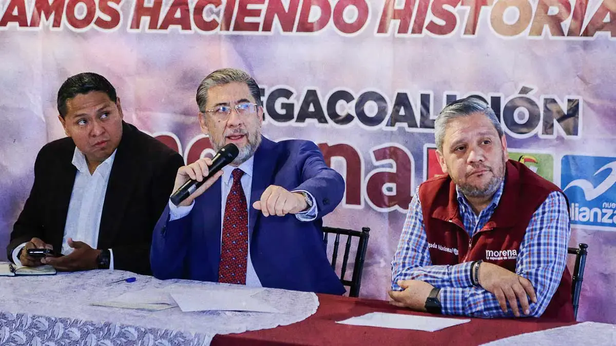 Morena denuncia al ayuntamiento por la entrega de tinacos en Puebla