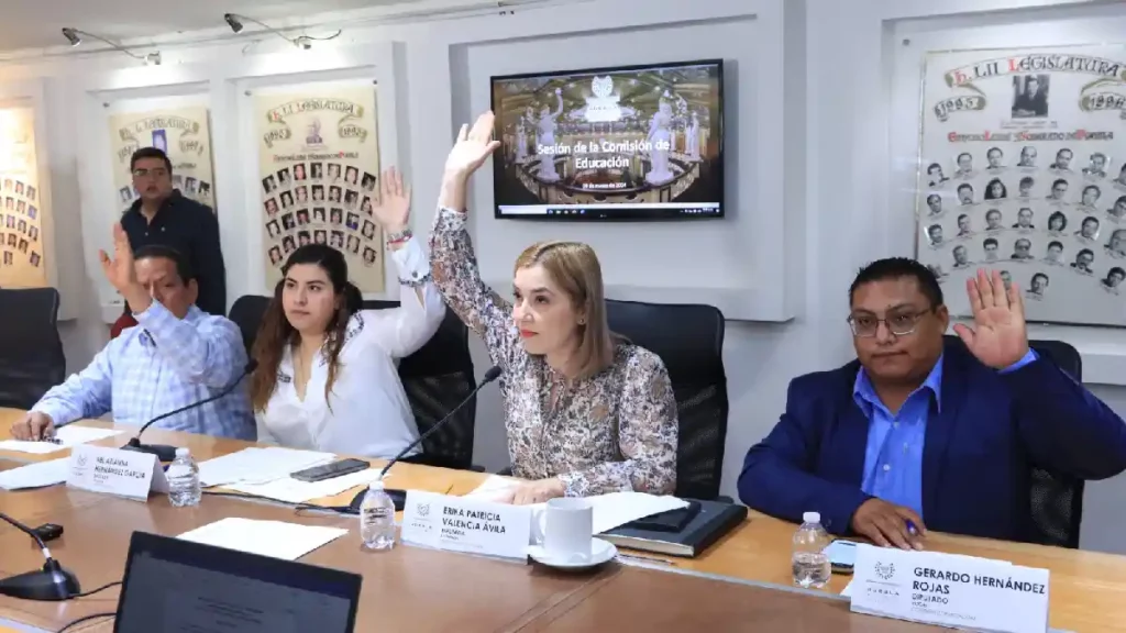 Aprueban en Comisión del Congreso reforma para que la Secretaría de Educación pueda modificar los reconocimientos de validez oficial de estudios