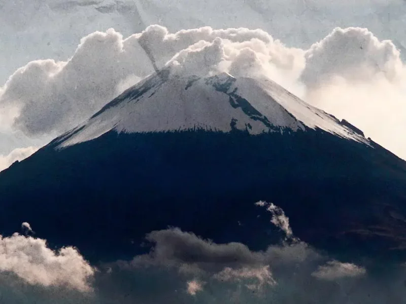 Este 4 de abril el volcán Popocatépetl registró 31 exhalaciones de baja intensidad