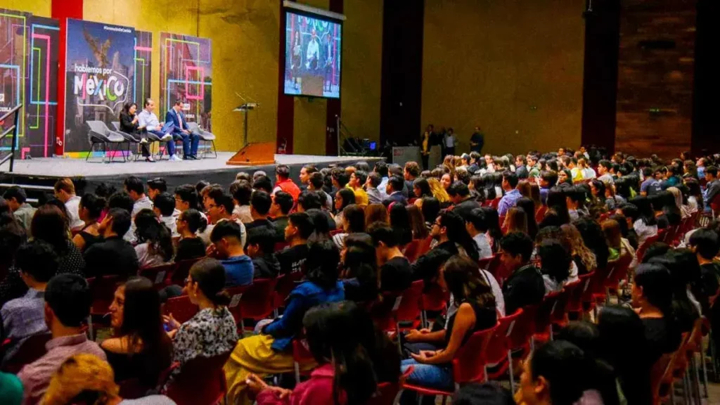 20 mil chips con datos móviles para estudiantes: Mario Riestra