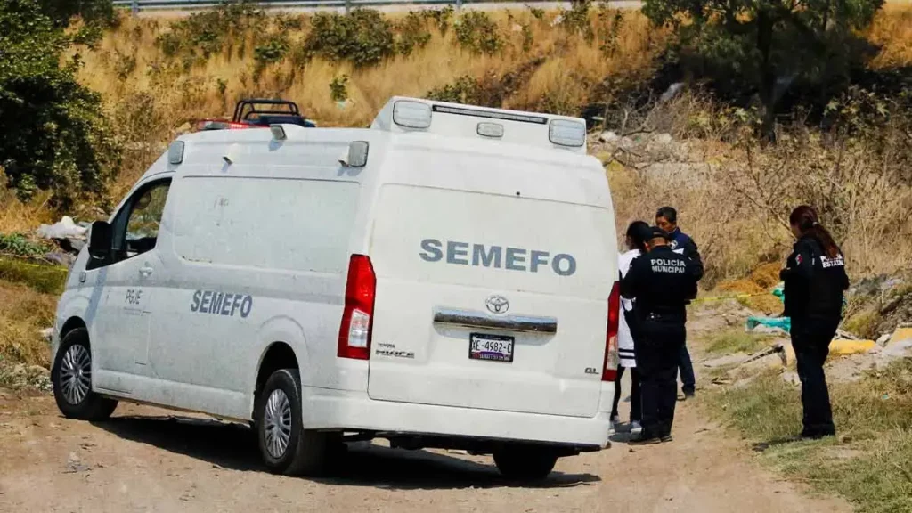 Pobladores encuentran el cadáver embolsado de un hombre en Tehuitzingo 