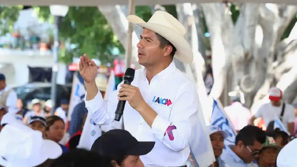 Diez Unidades Móviles de Salud llegarán a la Mixteca con Lalo Rivera como gobernador
