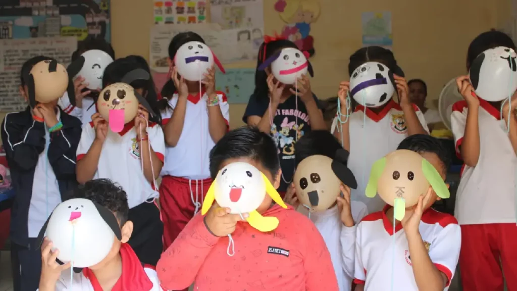 Niñas y niños de Atlixco, reciben plática educativa y de concientización: "No al maltrato animal"