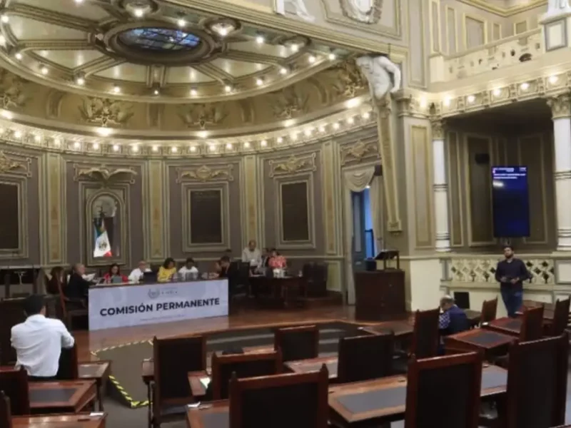 Presentan en el Congreso punto de acuerdo para regular el uso de dispositivos móviles en horas de clase