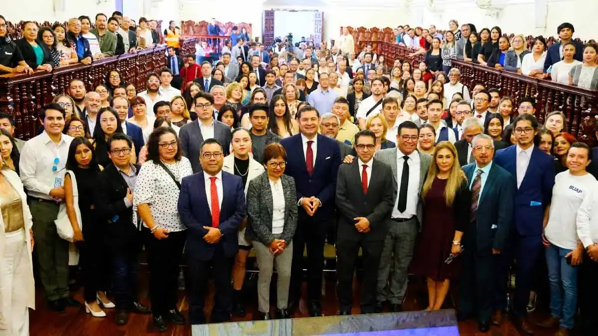 Alejandro Armenta propone bachilleratos tecnológicos en conjunto con la BUAP