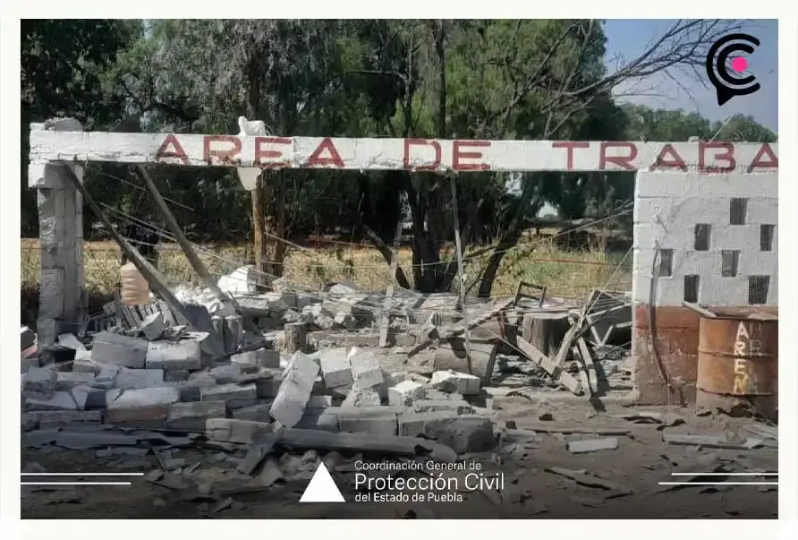 Explosión de polvorín dejó dos muertos en Santo Tomás Hueyotlipan