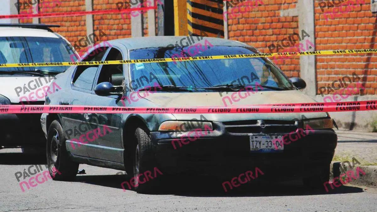 Conductor murió dentro de su vehículo tras choque en Puebla