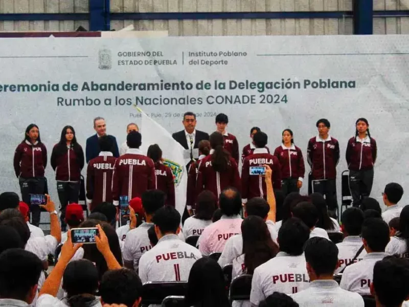 Sergio Salomón Céspedes abandera a la delegación poblana rumbo a los Juegos Nacionales Conade 2024