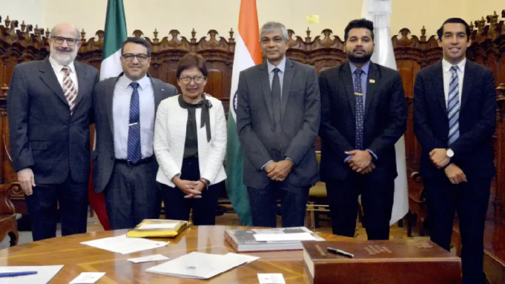 Rectora María Lilia Cedillo Ramírez se reúne con embajador de India en México