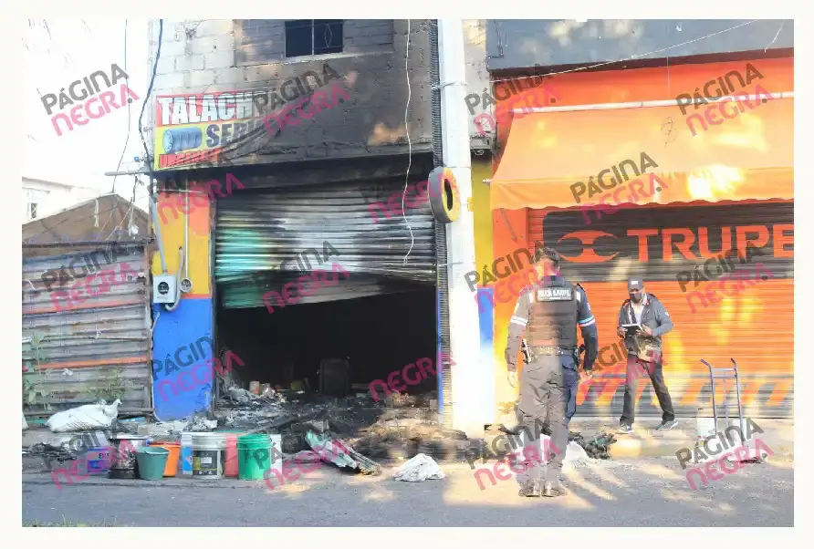 Talachero murió intoxicado, tras incendio provocado por una veladora en Puebla