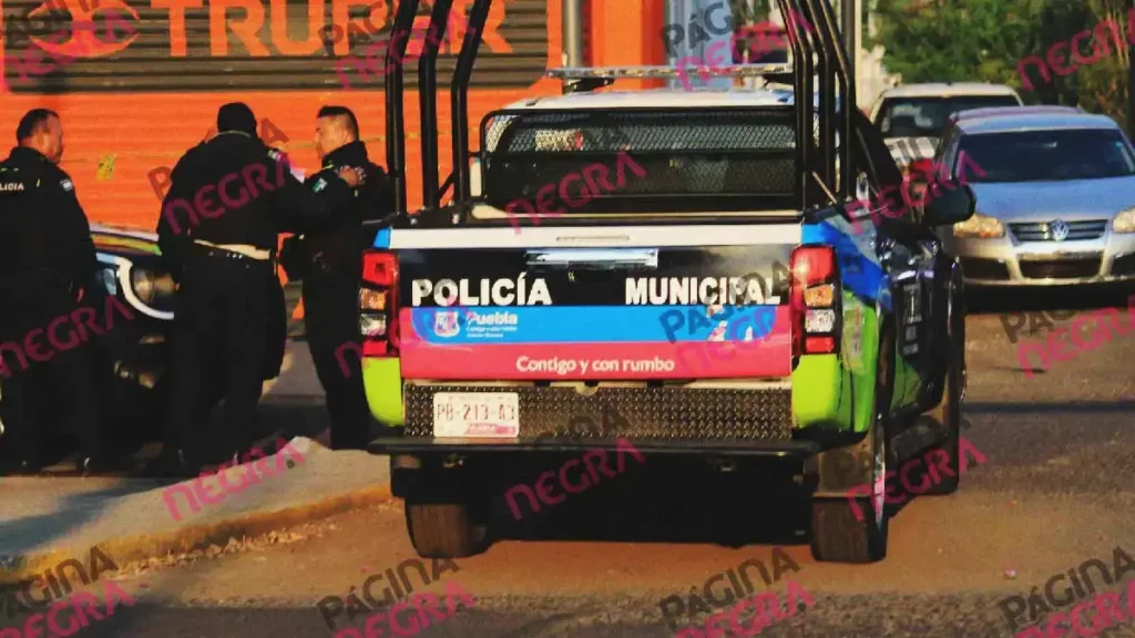 Talachero murió intoxicado, tras incendio provocado por una veladora en Puebla