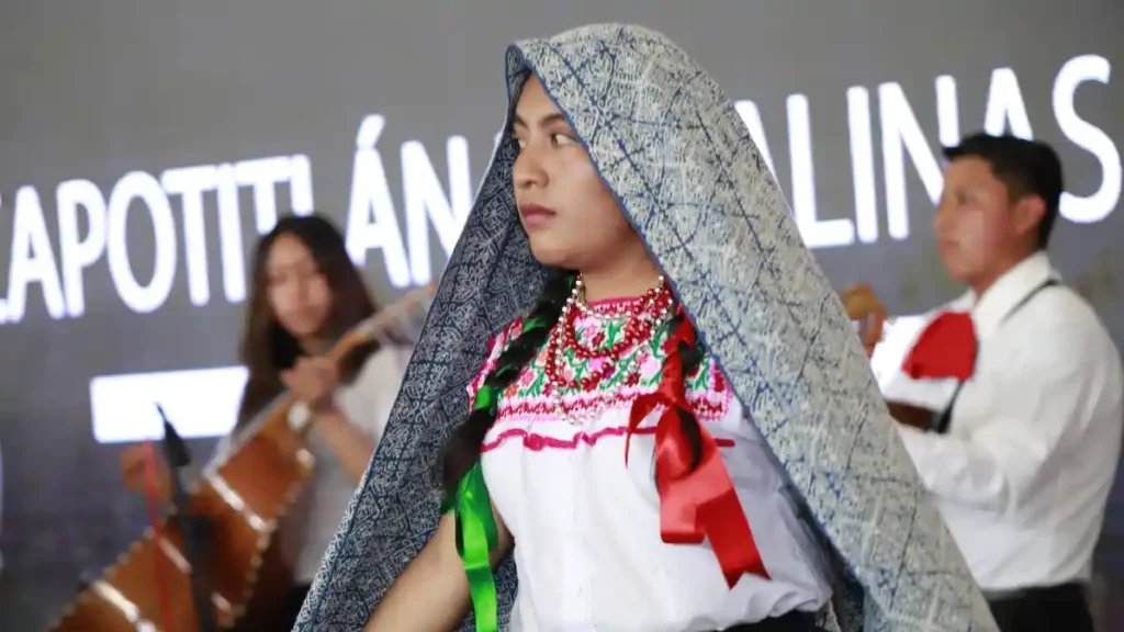 Riqueza artesanal y cultural de Tepeyahualco y Zacapoaxtla, presente en la Feria de Puebla
