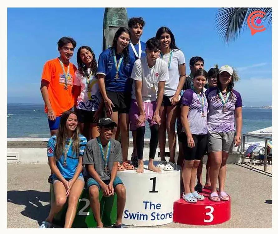 Titanes del Club Alpha logran pase al Campeonato Centroamericano y del Caribe de Natación