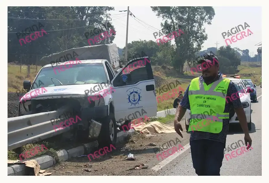 Automovilista perdió el control de su camioneta, chocó y murió en la autopista Puebla-Orizaba