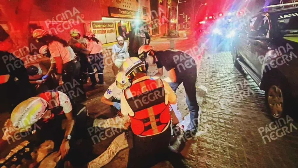 Guardias del bar La Costera de la avenida Juárez golpearon a clientes en Puebla