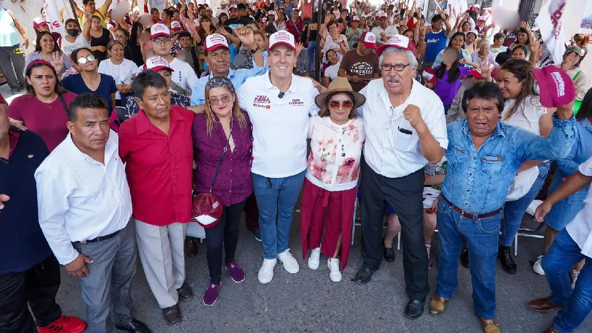 Pepe Chedraui fue arropado por las y los vecinos de la colonia 10 de Mayo