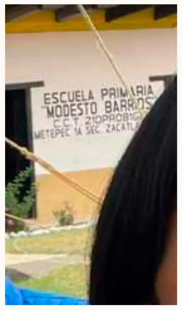 Raúl Espinosa infringe Ley Electoral, promociona a Eloísa Barrios dentro de escuela en Zacatlán