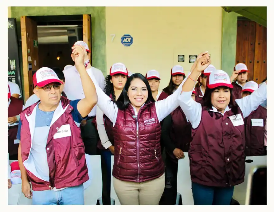 Candidata del PSI en San Pedro Cholula declina a favor de la morenista Tonantzin Fernández 