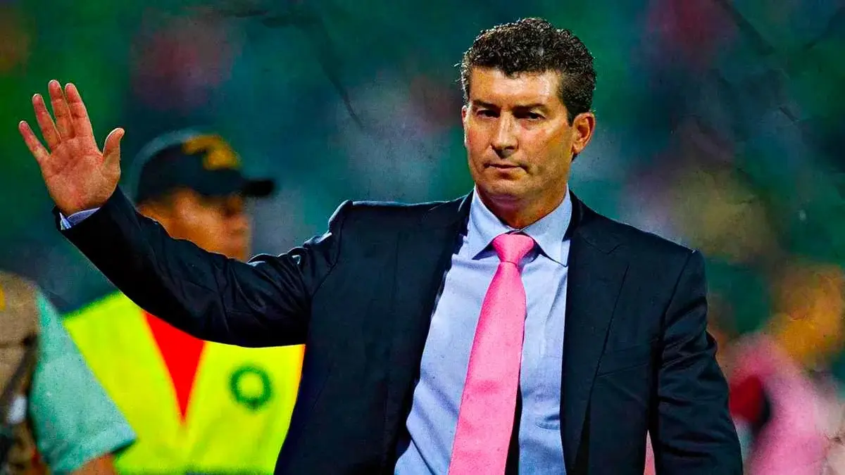 José Manuel "Chepo" de la Torre está muy cerca de llegar al Club Puebla 
