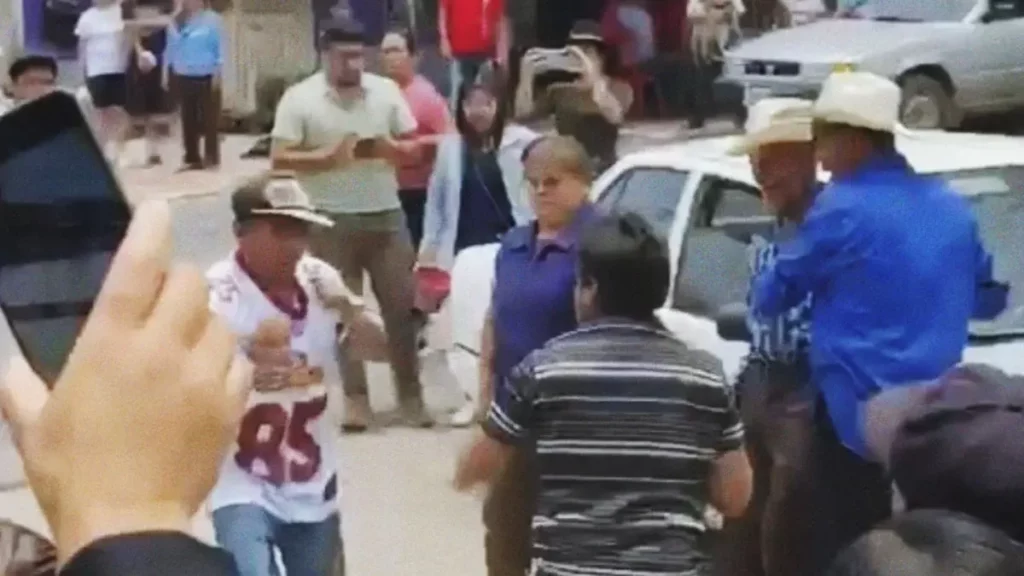 Señalan a candidato a regidor de Eloisa Barrios por provocar zafarrancho en Zacatlán 