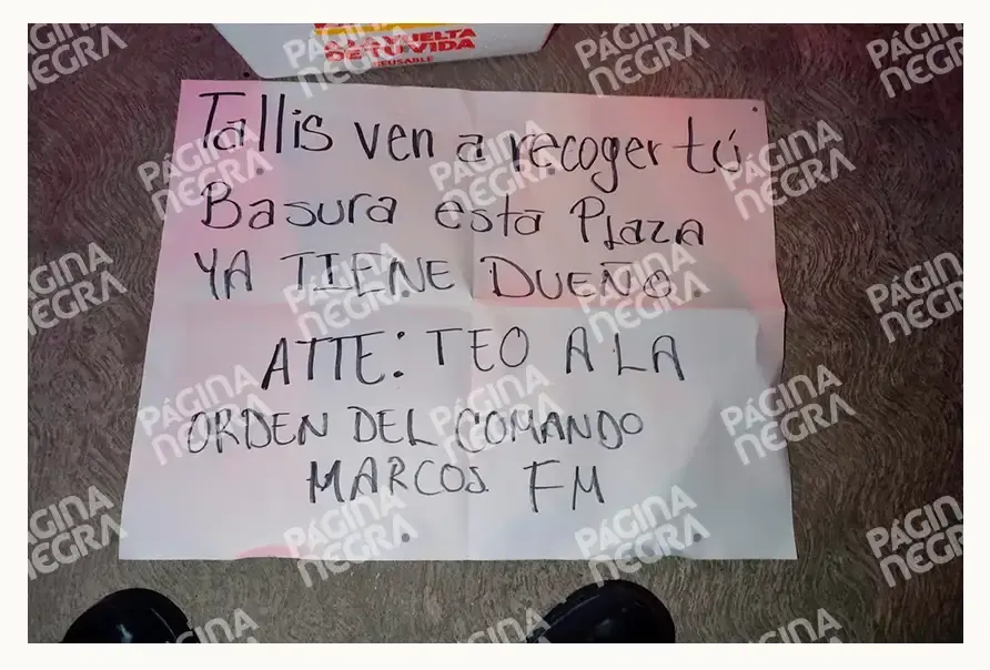 Balean casa de familiares de “El Grillo” y abandonan hieleras con restos humanos en Puebla