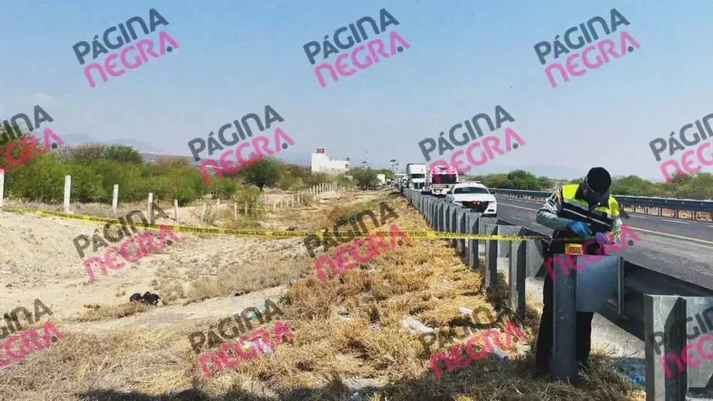 Encuentran el cuerpo de un hombre a unos metros de la autopista Cuacnopalan-Oaxaca 