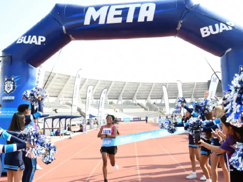 Cientos de universitarios participan este año en la Carrera de la Madre Universitaria