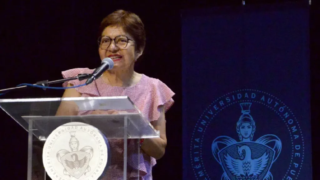 Encabeza la Rectora Lilia Cedillo Ramírez graduación de 266 egresados de Medicina
