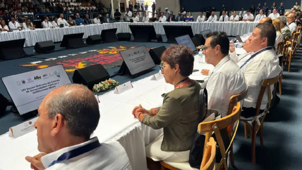 Asiste Rectora María Lilia Cedillo Ramírez a la LXI Sesión Ordinaria del CUPIA
