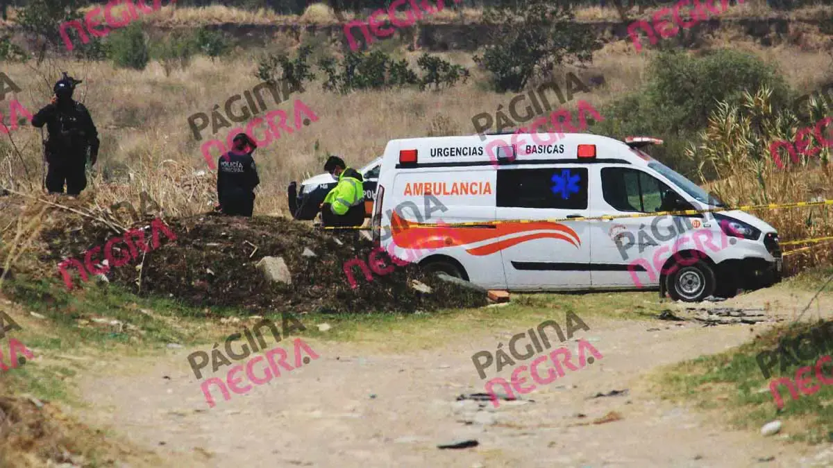 Dejan cuerpo decapitado, maniatado y embolsado, junto al relleno de San Andrés Calpan
