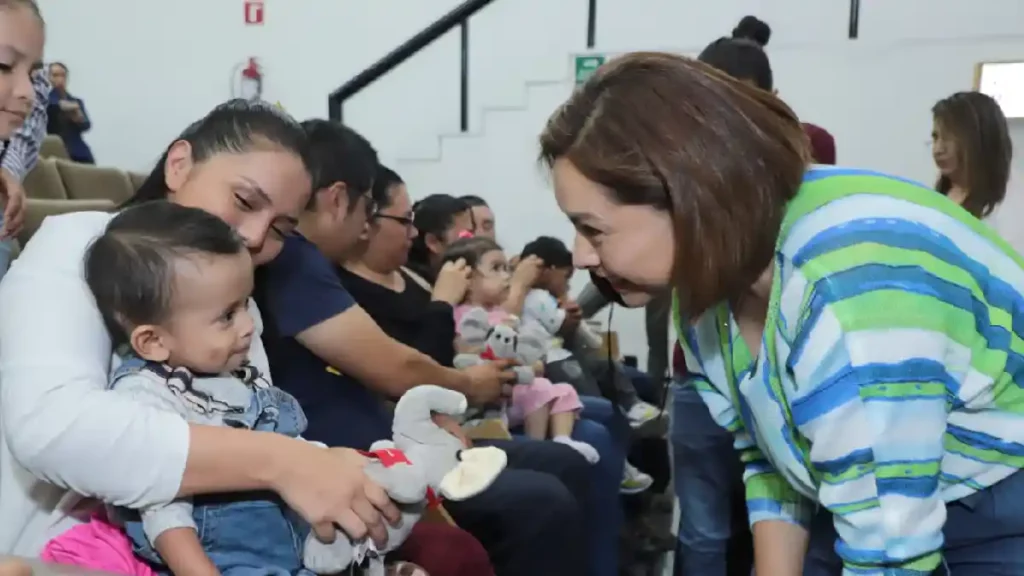 Benefician SEDIF y Salud a niñas y niños con implantes cocleares
