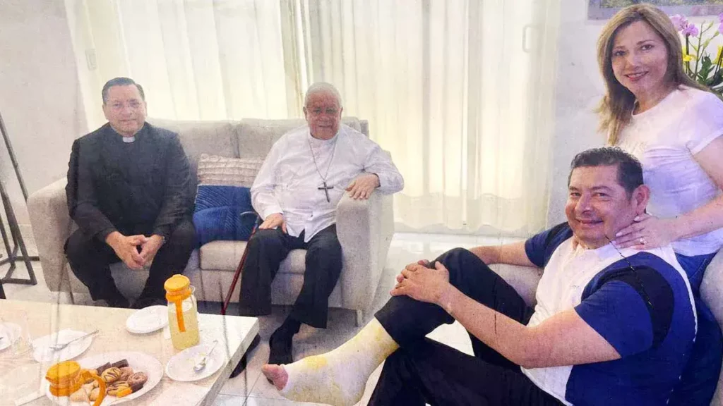 Dan de alta a Alejandro Armenta tras operación en el tobillo