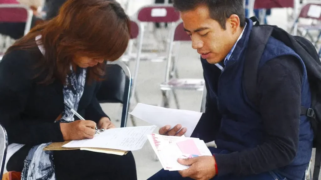 Disminuyen empleos formales en Puebla en mayo de 2024 