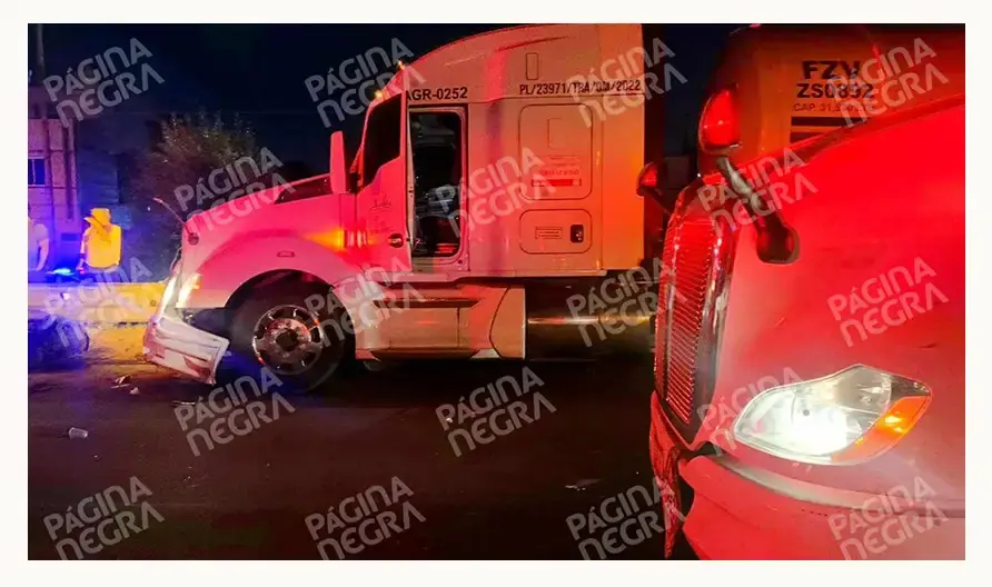 Policía estatal murió tras choque múltiple en la autopista México-Puebla