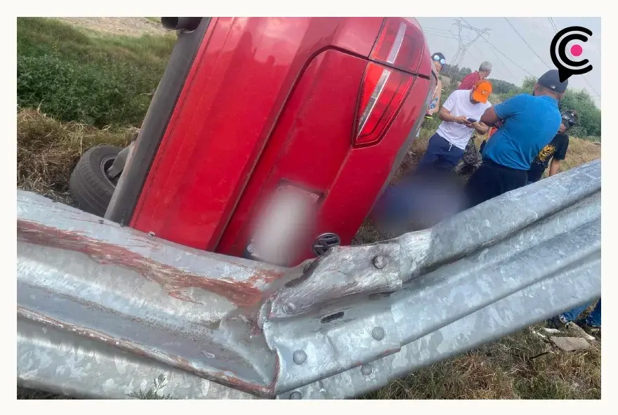 Ministerial murió por choque y volcadura en la autopista México-Puebla