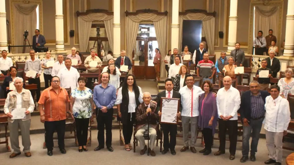 Reconoce Congreso del Estado a cronistas municipales, son guardianes de la memoria histórica