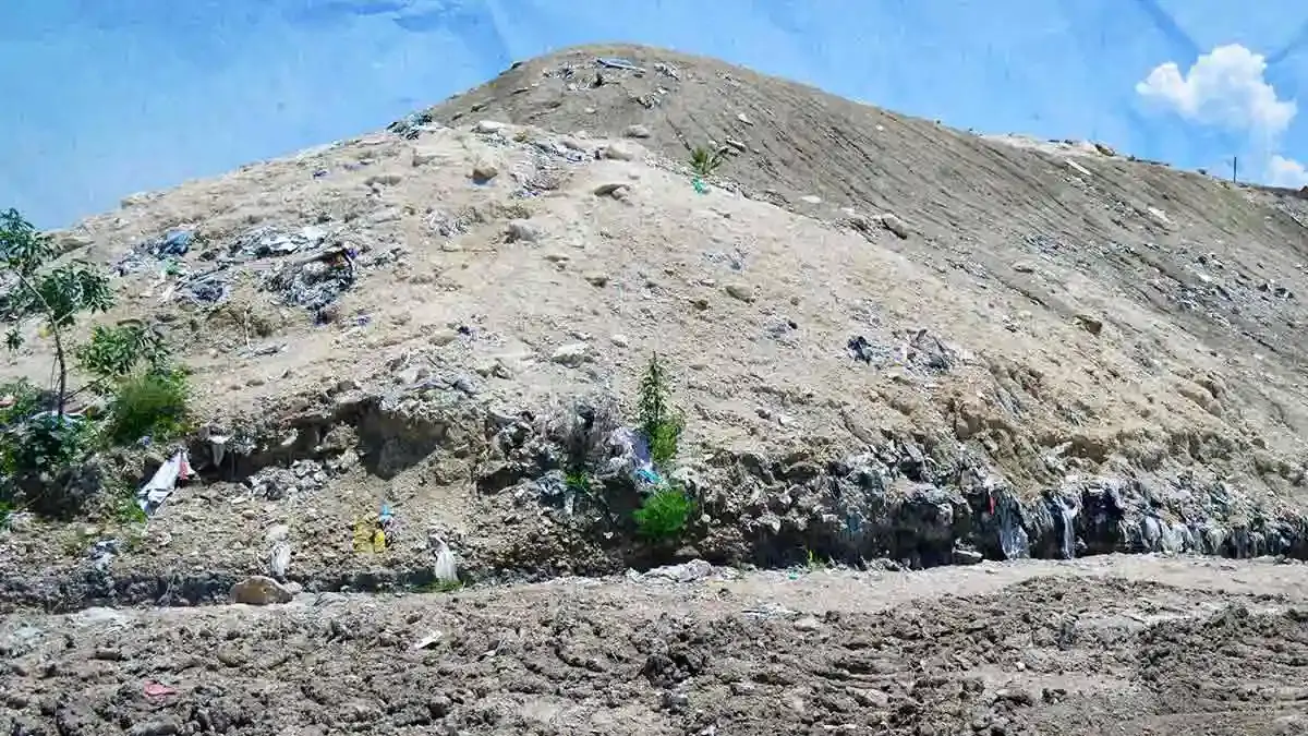 Tehuacán incumple con clausura total del relleno sanitario, acusan pobladores