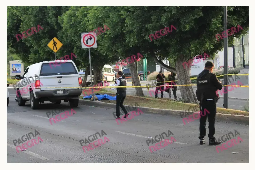 Motociclista murió en choque y derrape en el bulevar Hermanos Serdán de Puebla 