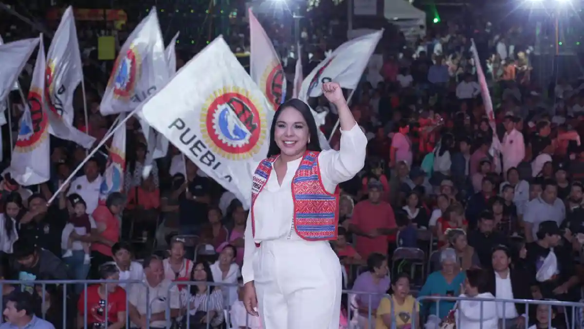 Encabeza Tonantzin Fernández Fiesta por la Democracia en San Pedro Cholula