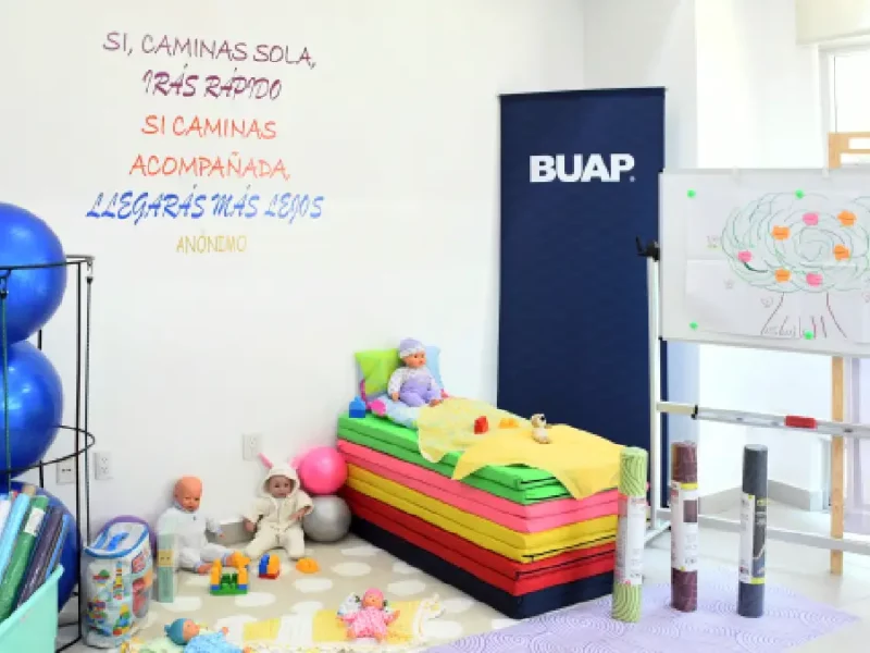 La Rectora María Lilia Cedillo inaugura el Programa de Acompañamiento Psicosocial a Estudiantes Embarazadas