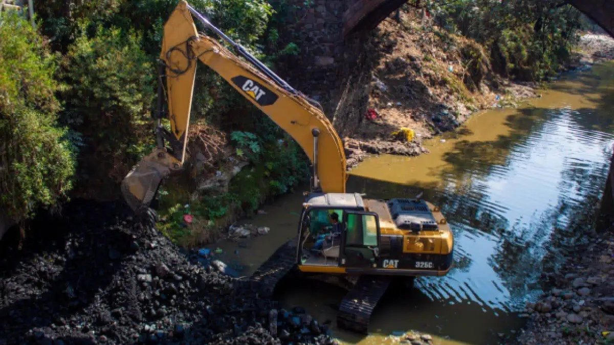 Organismo de Limpia sigue en labores de limpieza de barrancas