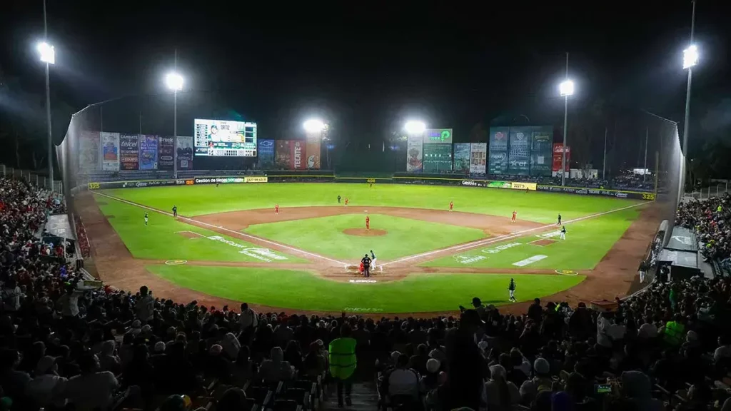 Estadio Hermanos Serdán cumple 51 años de historia en la Liga Mexicana de Béisbol  