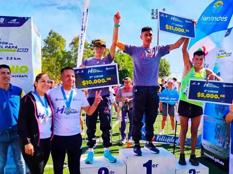 Jesús Nava gana el Medio Maratón del Día del Papá en San Andrés Cholula 2024