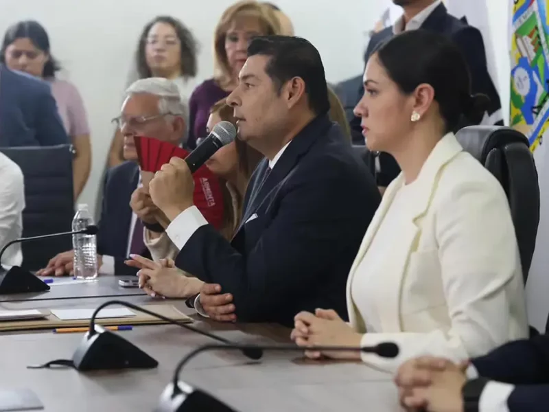 Alejandro Armenta se reunirá con migrantes y empresarios poblanos en Nueva York