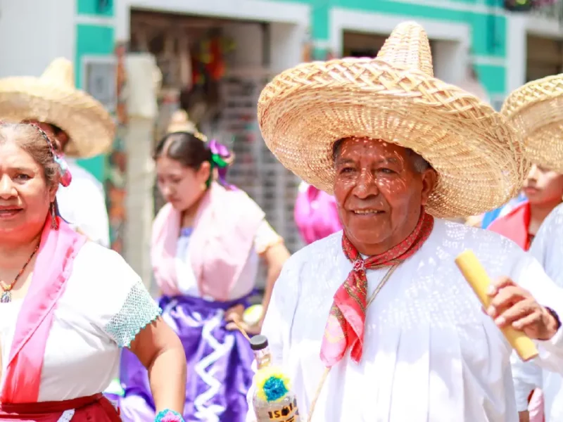 Inauguran tercera Feria del Mezcal y del Pulque en Atlixco